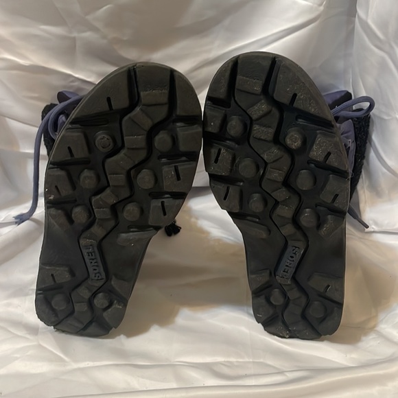 Sorel Thinsulate Insulation Winter Boots - Picture 4 of 6